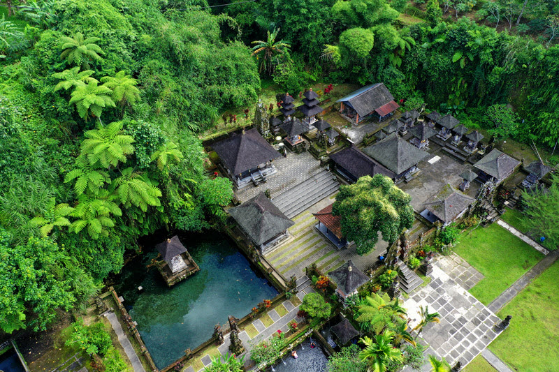 Présentation de la Greenschool  à Bali